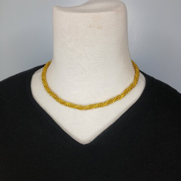 vintage gold tone mesh with gold tone balls twisted necklace - Picture 3 of 14